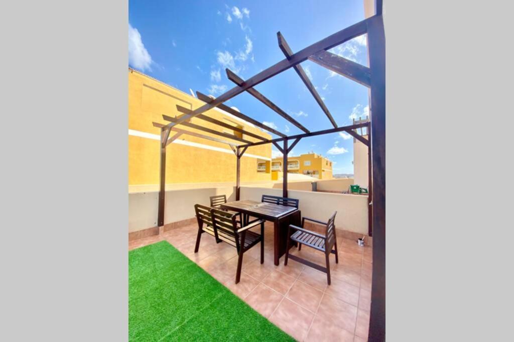 Wave & Chill -The House- Villa El Cotillo  Bagian luar foto