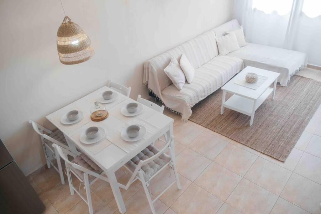 Wave & Chill -The House- Villa El Cotillo  Bagian luar foto